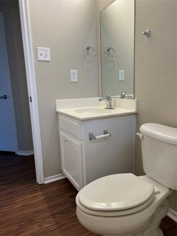 10921 Colonial Heights Lane, Fort Worth, TX 76179