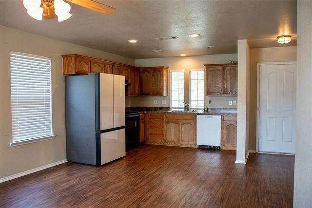 10921 Colonial Heights Lane, Fort Worth, TX 76179
