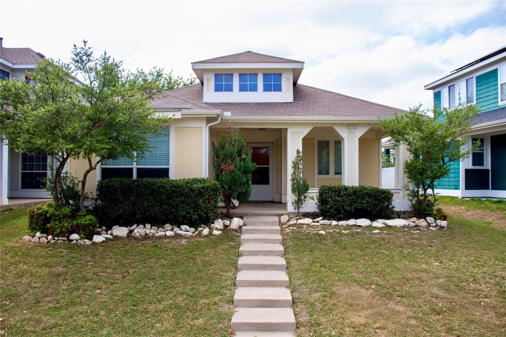 10921 Colonial Heights Lane, Fort Worth, TX 76179