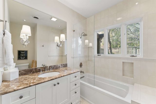 6415 Lakeshore Drive, Dallas, TX 75214