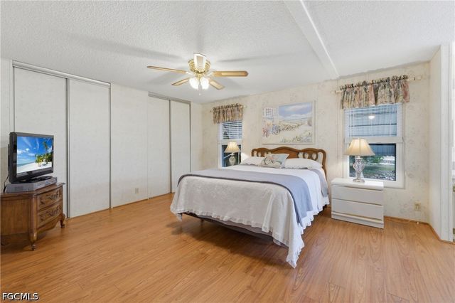 508 Pine Tree CT, North Fort Myers, FL 33917