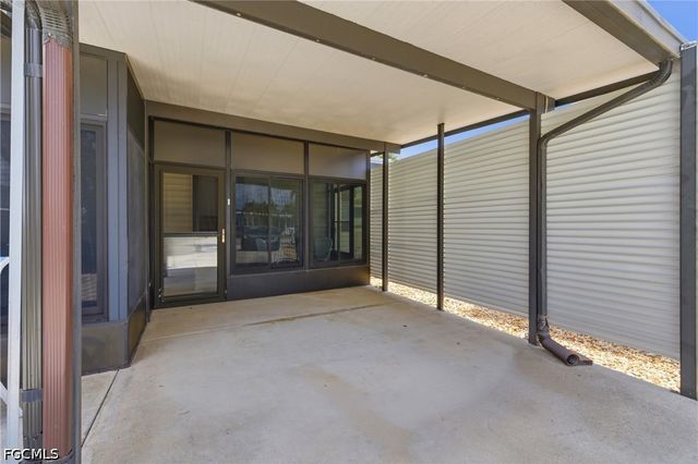 508 Pine Tree CT, North Fort Myers, FL 33917