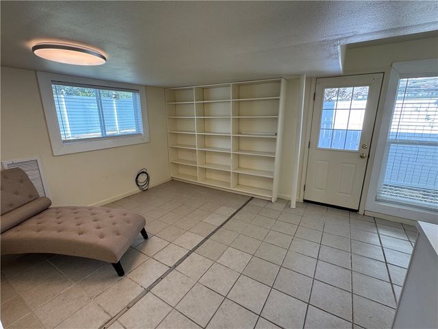 600 West Dexter Drive Apt A, College Station, TX 77840