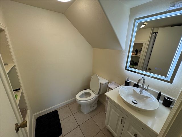 600 West Dexter Drive Apt A, College Station, TX 77840