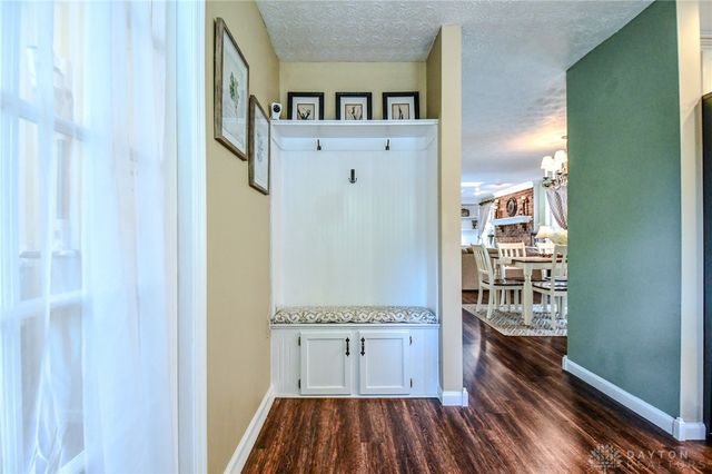 6390 Shadow Lake Trail, Centerville, OH 45459