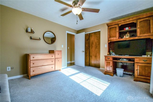 6390 Shadow Lake Trail, Centerville, OH 45459