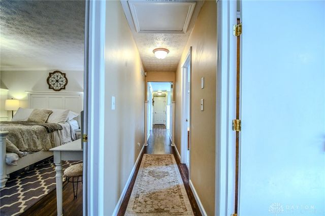 6390 Shadow Lake Trail, Centerville, OH 45459