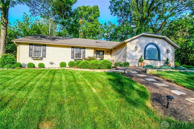 6390 Shadow Lake Trail, Centerville, OH 45459