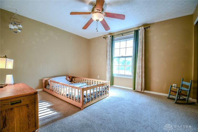 6390 Shadow Lake Trail, Centerville, OH 45459
