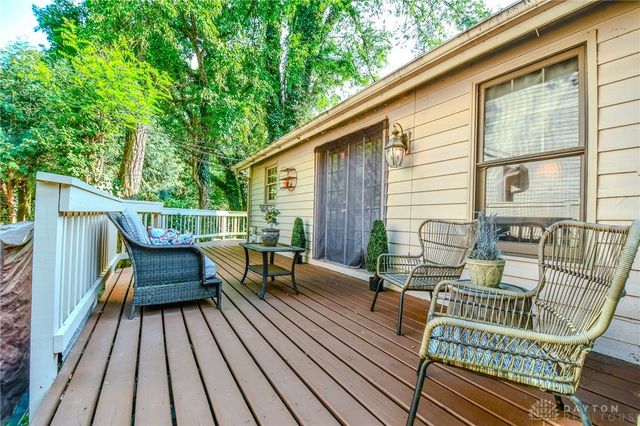 6390 Shadow Lake Trail, Centerville, OH 45459