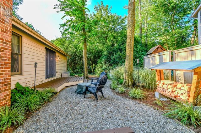 6390 Shadow Lake Trail, Centerville, OH 45459