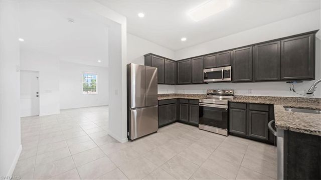 2928 NW 27th ST, Cape Coral, FL 33993