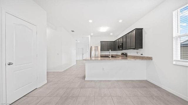 2928 NW 27th ST, Cape Coral, FL 33993