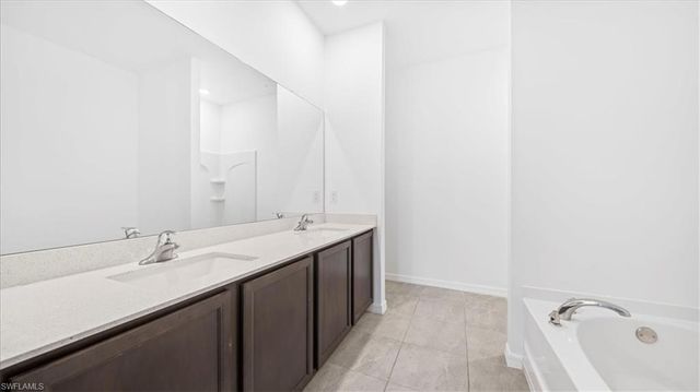 2928 NW 27th ST, Cape Coral, FL 33993