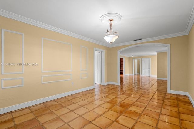 13276 SW 58th Ct, Pinecrest, FL 33156