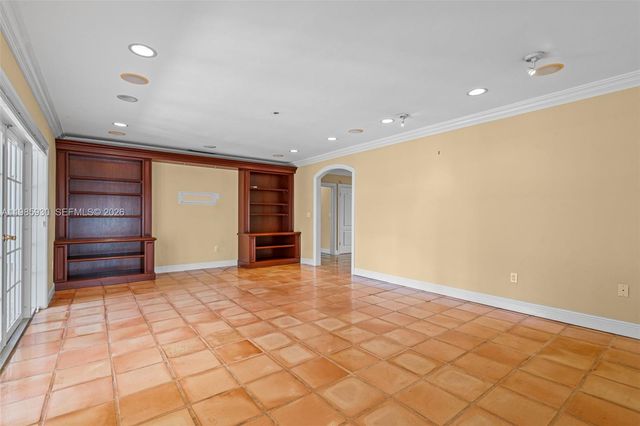 13276 SW 58th Ct, Pinecrest, FL 33156