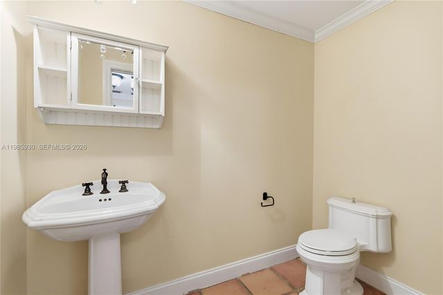 13276 SW 58th Ct, Pinecrest, FL 33156