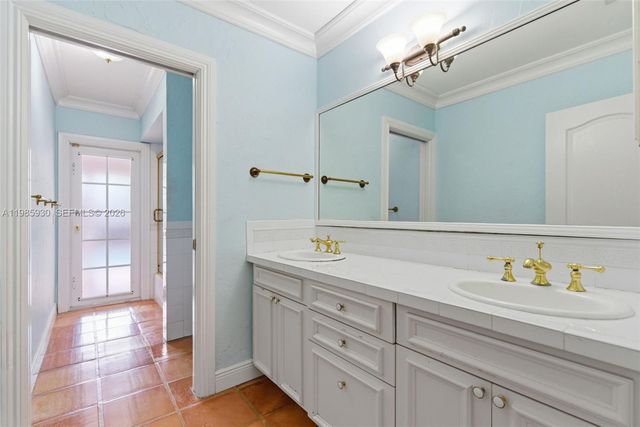 13276 SW 58th Ct, Pinecrest, FL 33156