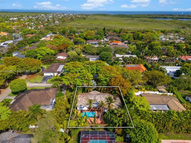 13276 SW 58th Ct, Pinecrest, FL 33156