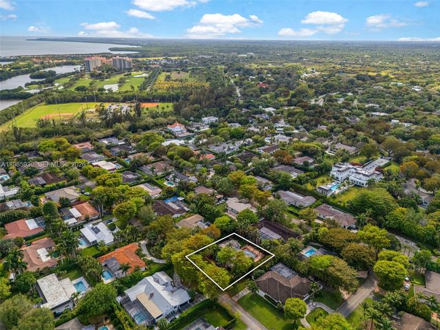 13276 SW 58th Ct, Pinecrest, FL 33156