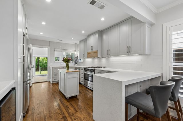 6128 Ellsworth Avenue, Dallas, TX 75214