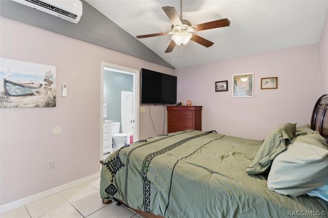 5515 S Bluegill Way, Floral City, FL 34436
