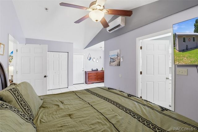 5515 S Bluegill Way, Floral City, FL 34436