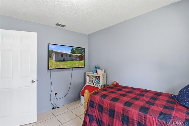 5515 S Bluegill Way, Floral City, FL 34436