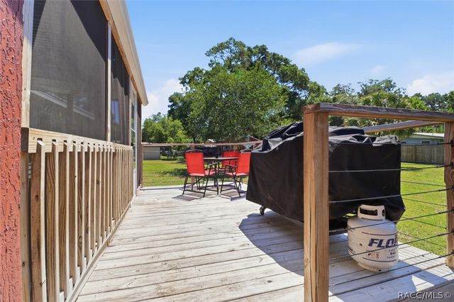 5515 S Bluegill Way, Floral City, FL 34436