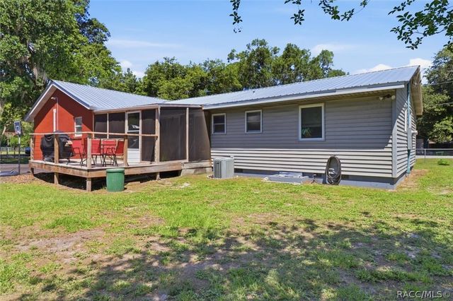 5515 S Bluegill Way, Floral City, FL 34436