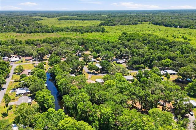 5515 S Bluegill Way, Floral City, FL 34436