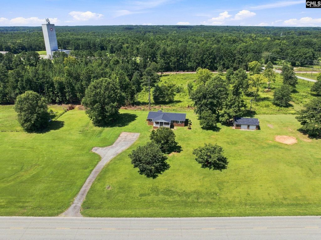 Image 1 of property listing at 33230 Hwy 76 E, Kinards, SC 29355