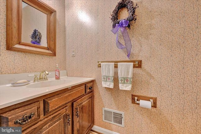 5A DELLWOOD CT, Cockeysville, MD 21030