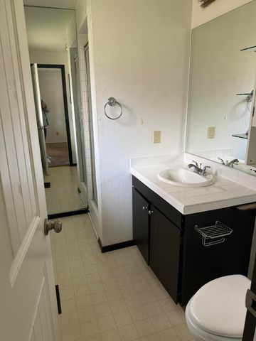 1649 NE Lesley Place, Bend, OR 97701