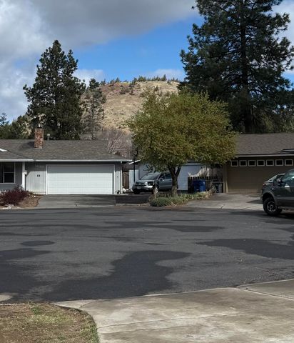 1649 NE Lesley Place, Bend, OR 97701