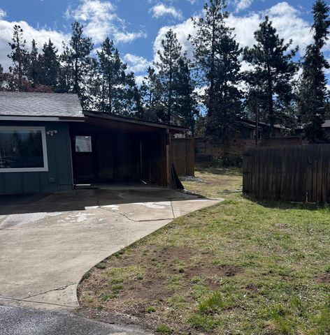 1649 NE Lesley Place, Bend, OR 97701