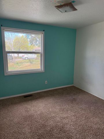 1649 NE Lesley Place, Bend, OR 97701