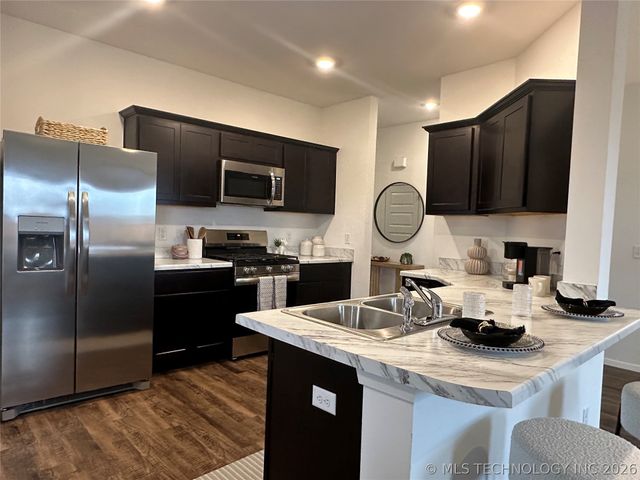 20568 Meadow Street, Kellyville, OK 74039