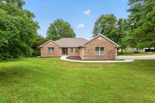 5685 E SING DR, Columbia, MO 65202