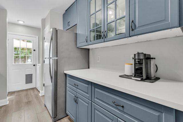 42 Woodleaf Court, Charleston, SC 29407