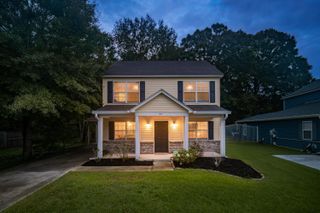 42 Woodleaf Court, Charleston, SC 29407
