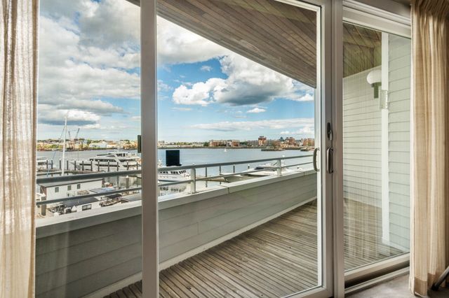 31 Constellation Wharf 31, Boston, MA 02129