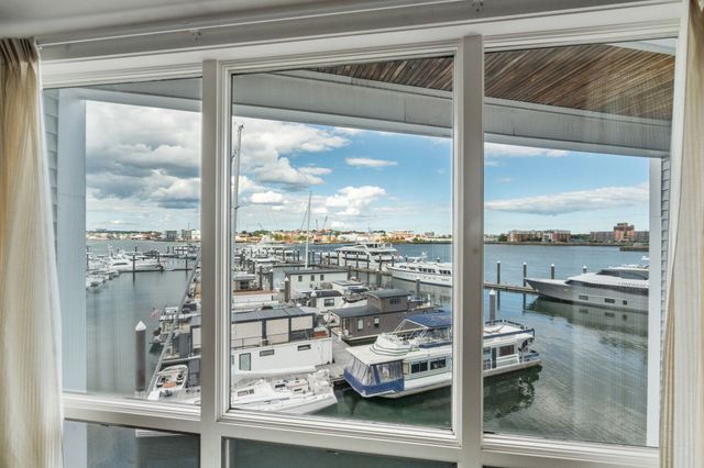 31 Constellation Wharf 31, Boston, MA 02129