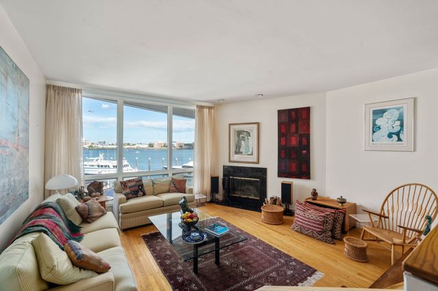 31 Constellation Wharf 31, Boston, MA 02129