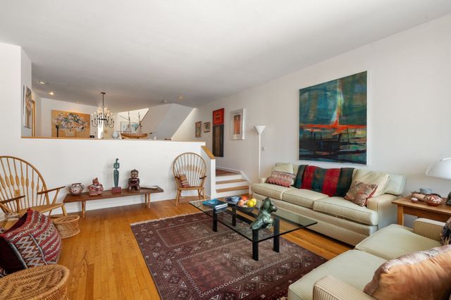 31 Constellation Wharf 31, Boston, MA 02129