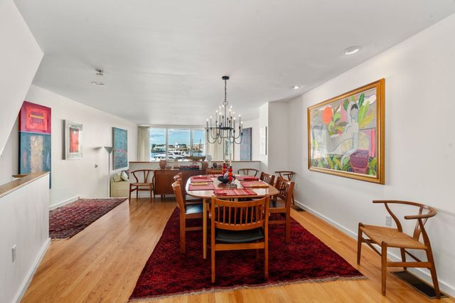 31 Constellation Wharf 31, Boston, MA 02129