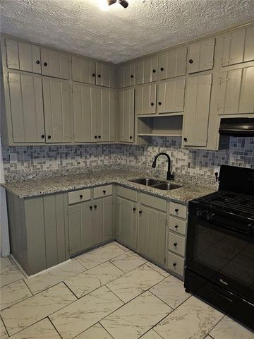 4153 Lindsey Drive, Decatur, GA 30035