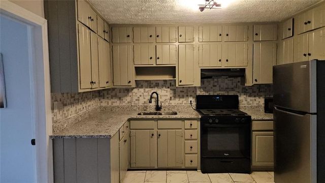 4153 Lindsey Drive, Decatur, GA 30035