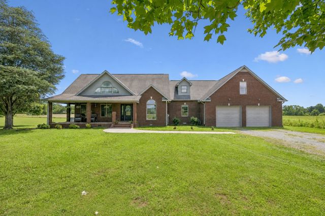 495 Roy Womack Rd, Smithville, TN 37166