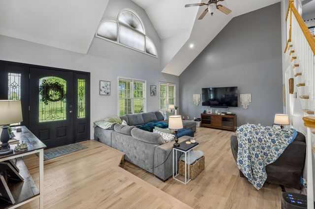 495 Roy Womack Rd, Smithville, TN 37166